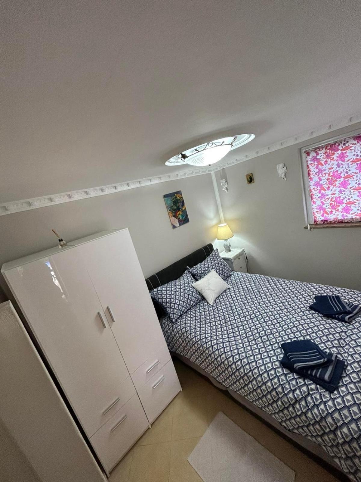 Apartman Pelcic,With Wifi And Free Parking Kostrena Exterior photo